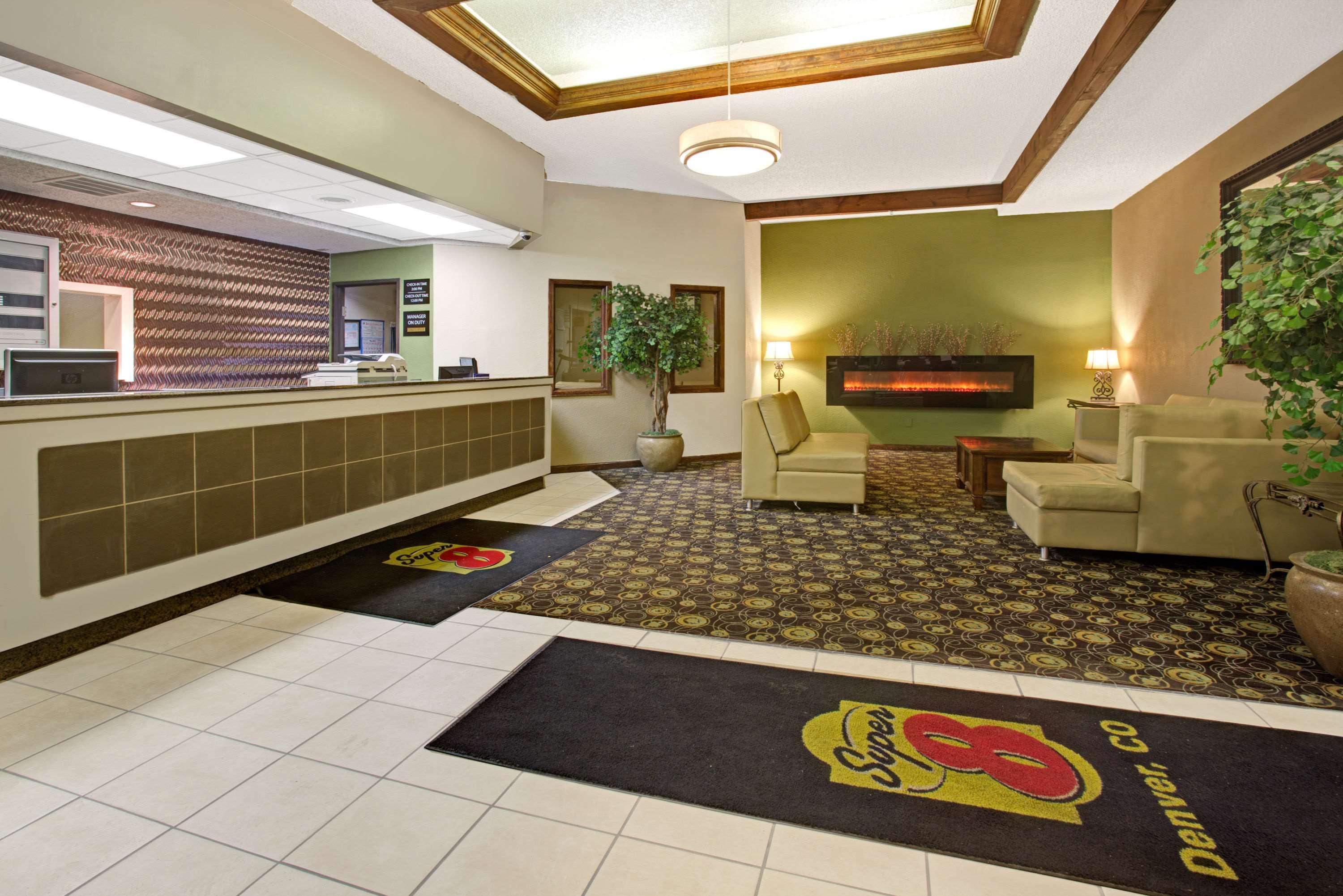 Super 8 By Wyndham Wheat Ridge/Denver West Exterior foto