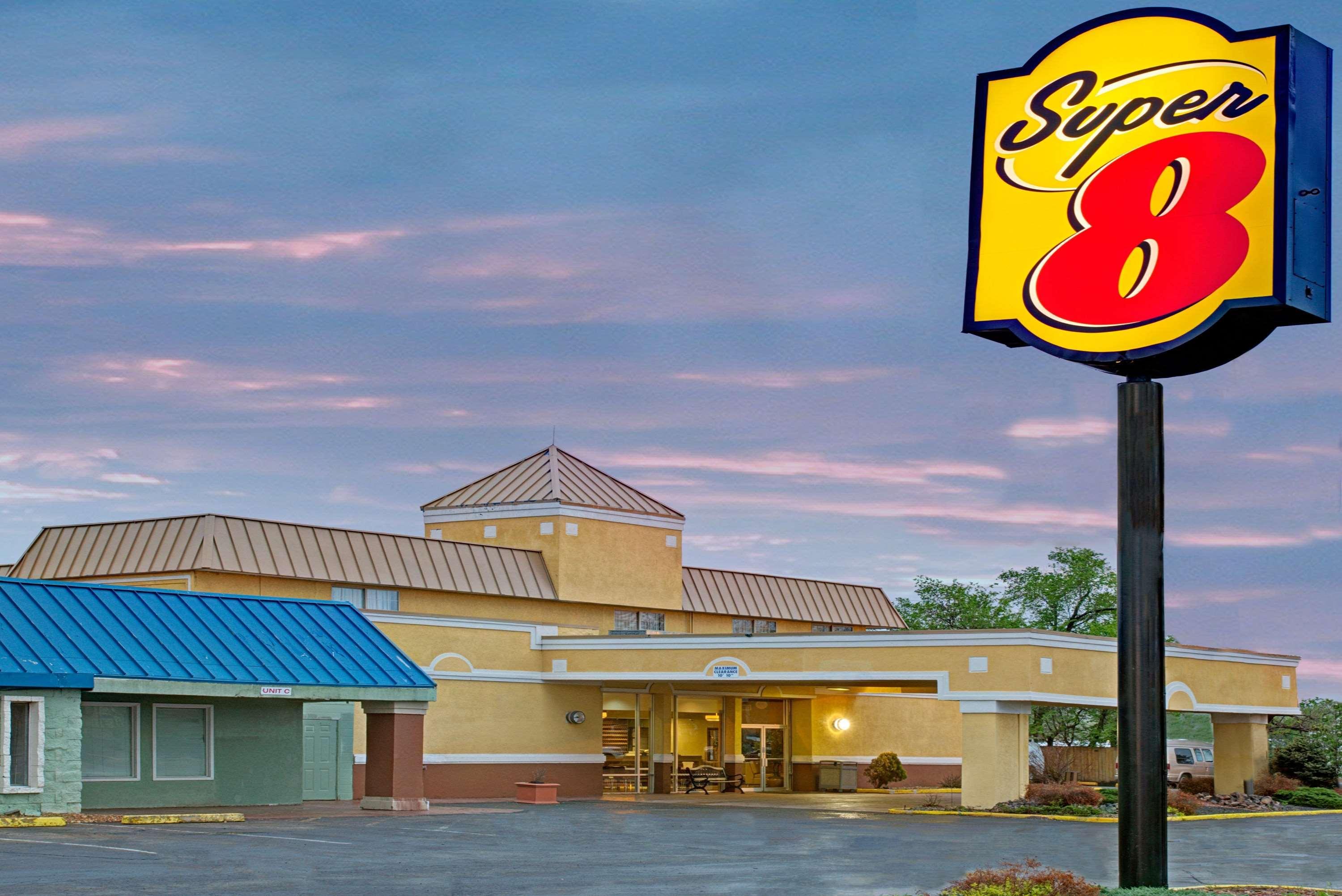 Super 8 By Wyndham Wheat Ridge/Denver West Exterior foto